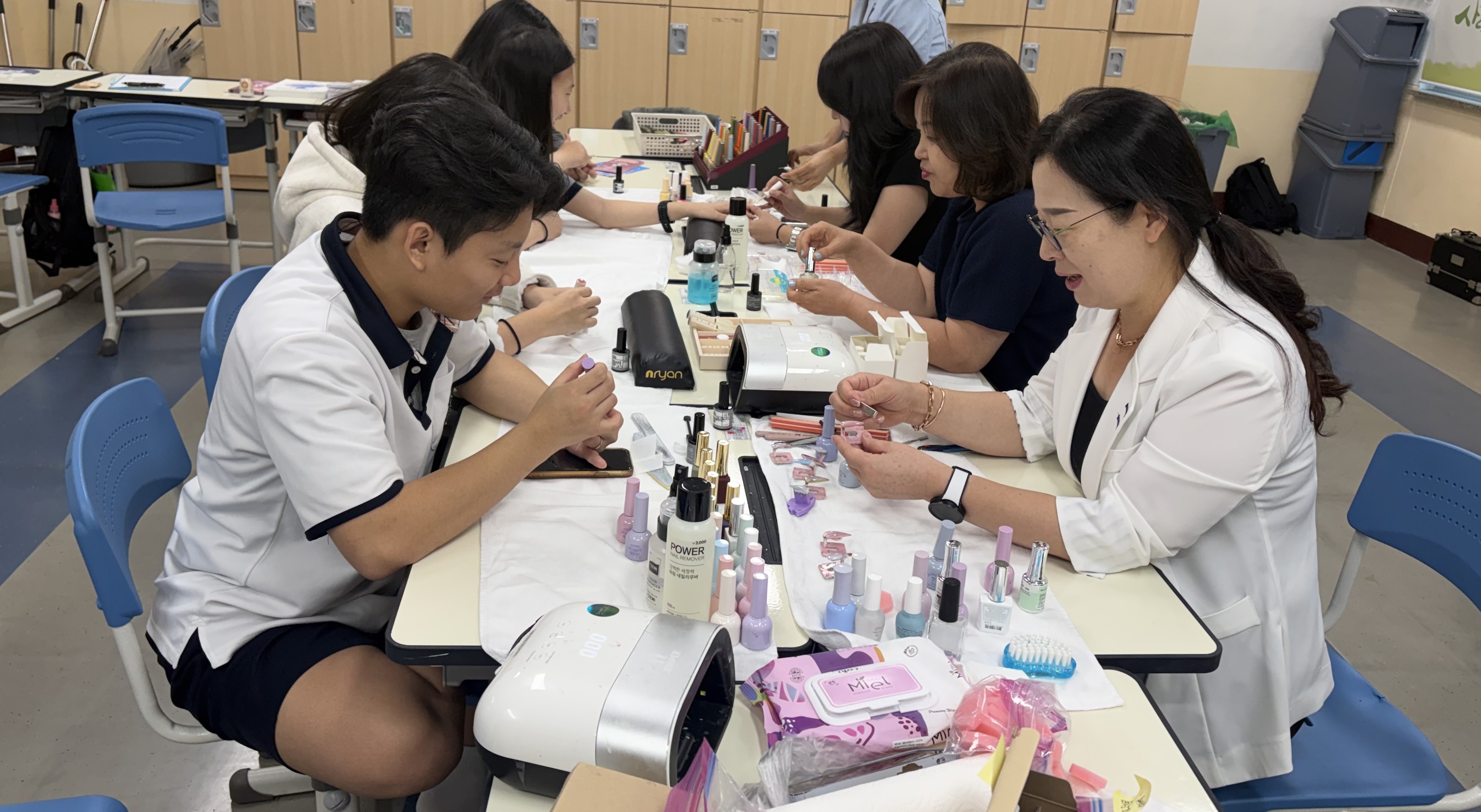 앵커사업단, 동일미래과학고 축제 연계 ‘진로·직업 체험 부스’ 운영